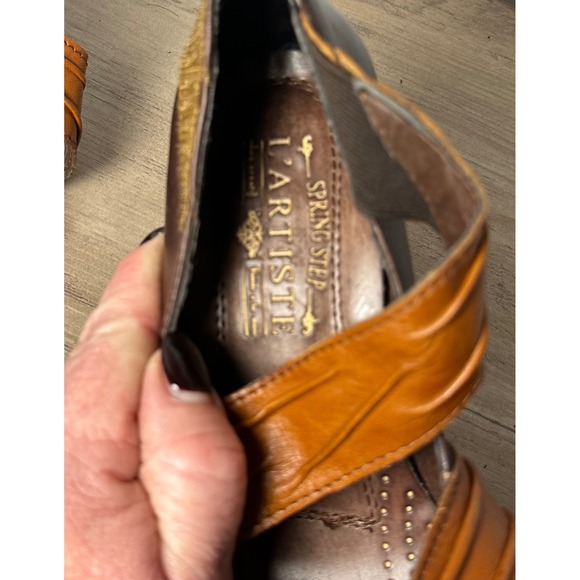 L'Artiste Wondrous Spring Step Plumeria Women's 5 Brown Leather Slip On Shoes - Picture 10 of 12